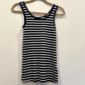 NWOT Amazon Essentials dark Navy/White scoop neck tank in size S.